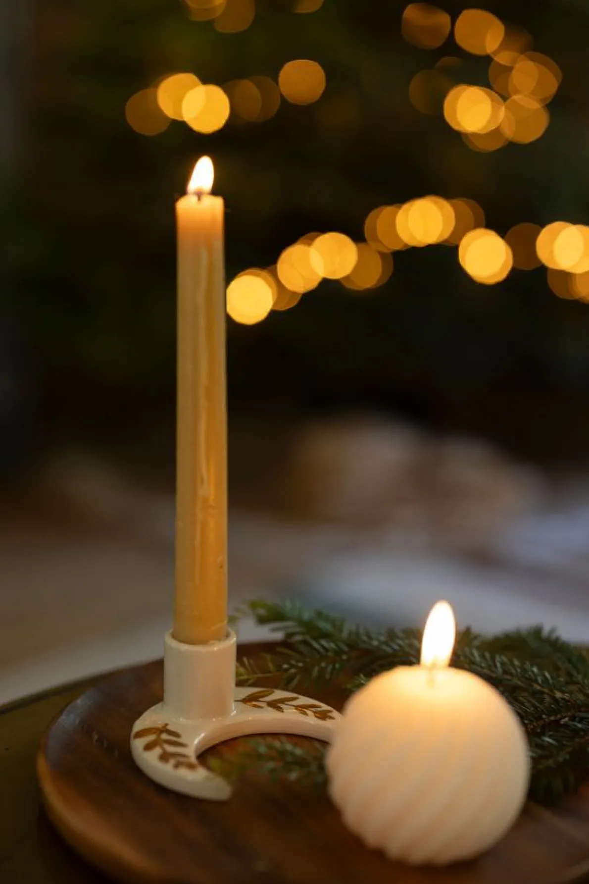 Kandelaar, beschilderd, steengoed, maan, 9,5 x 9 x 4,5 cm