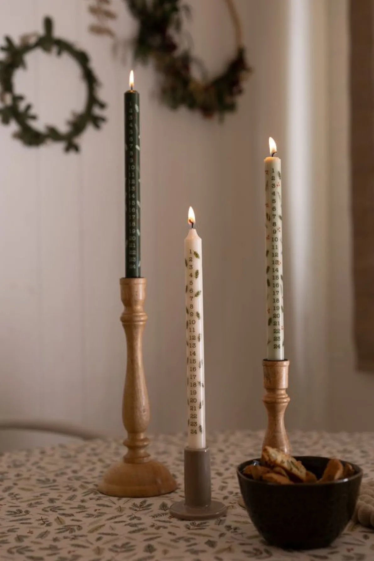 Kandelaar, mangohout, hoog, 29,5 cm