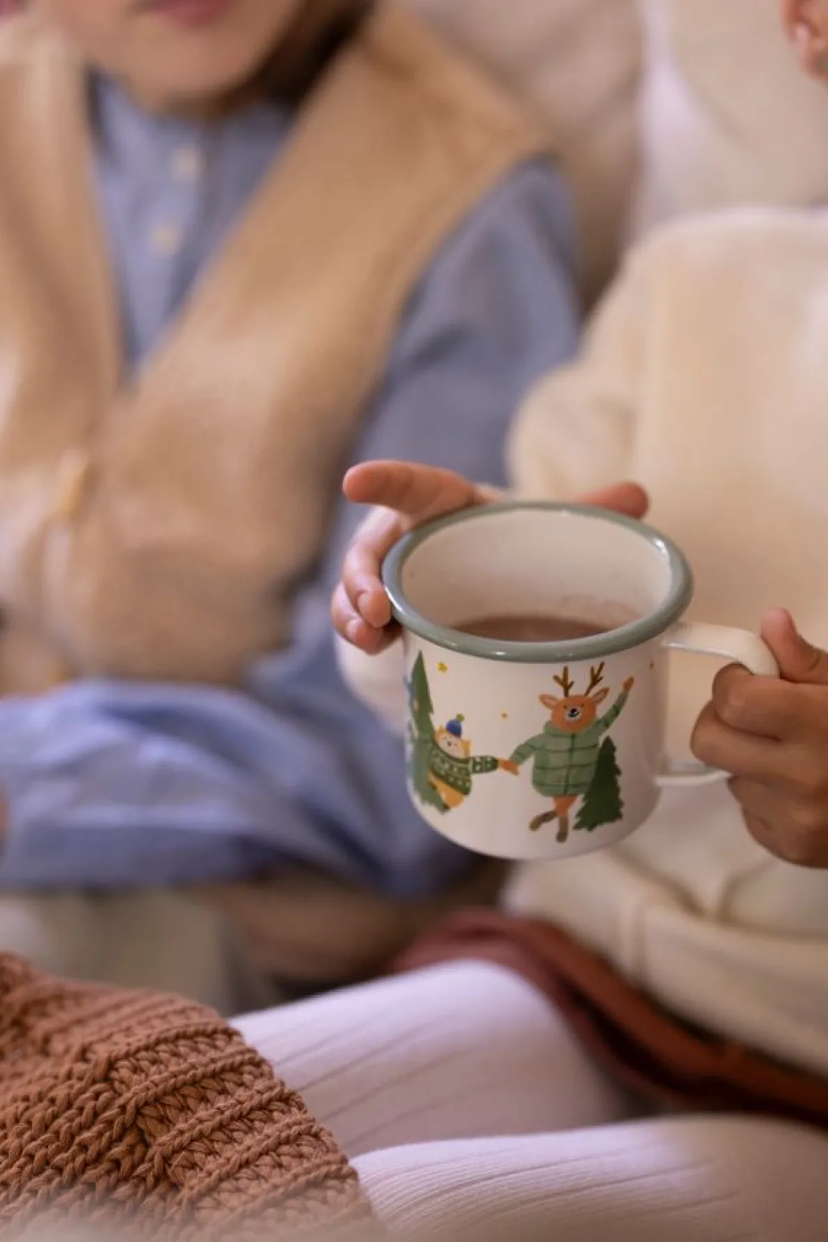 Kerstmok, emaille, dansende dieren, 300 ml