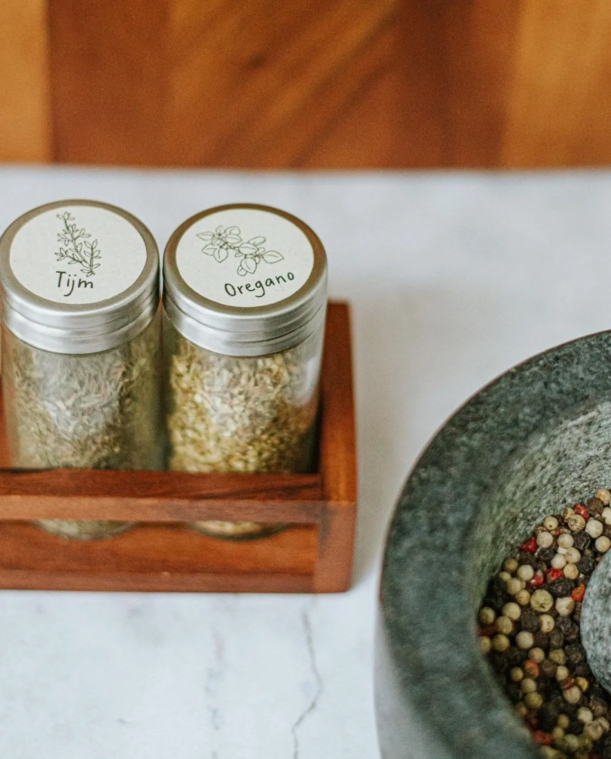 Kruidenrekje, acaciahout