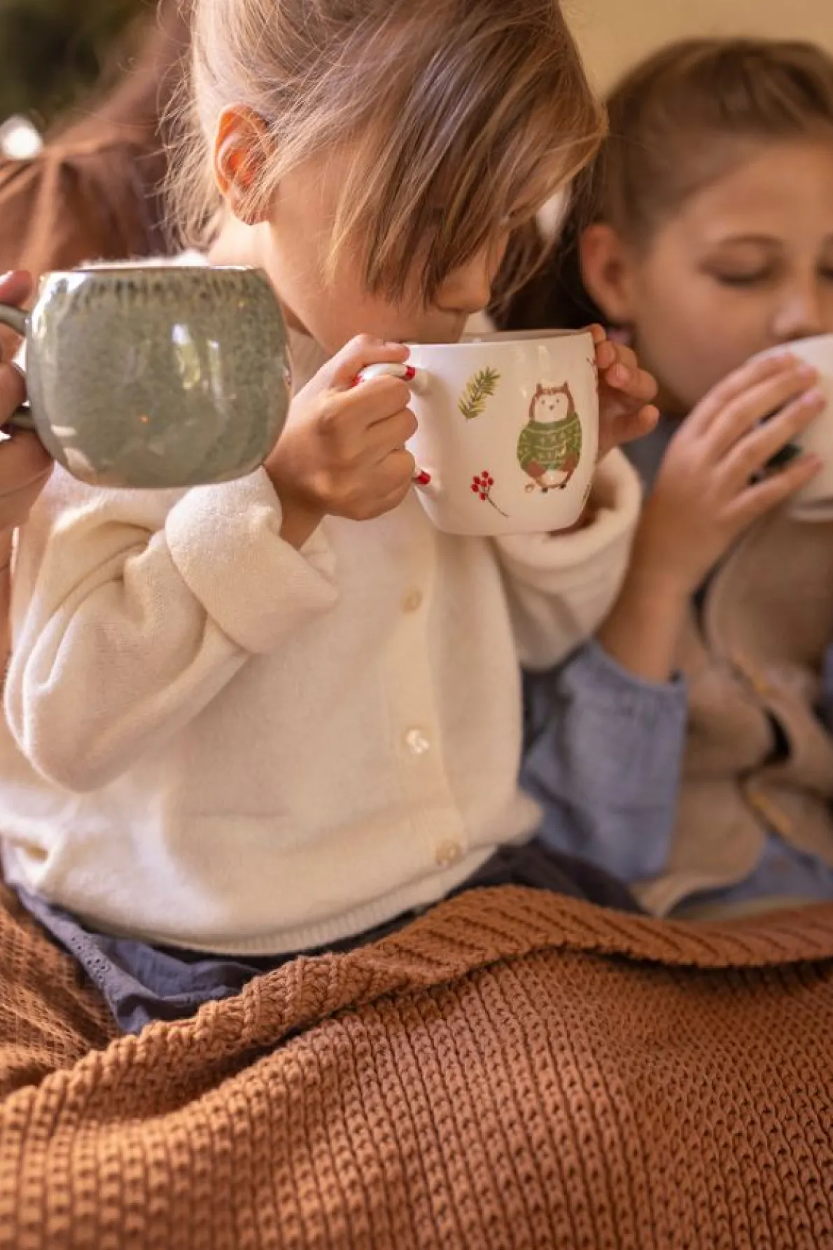 Mok, steengoed, dieren die knuffelen, Ø9 cm
