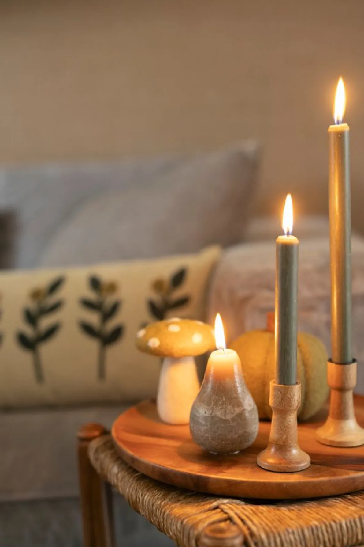 Paddenstoel, staand, vilt, geel, ca.12 cm