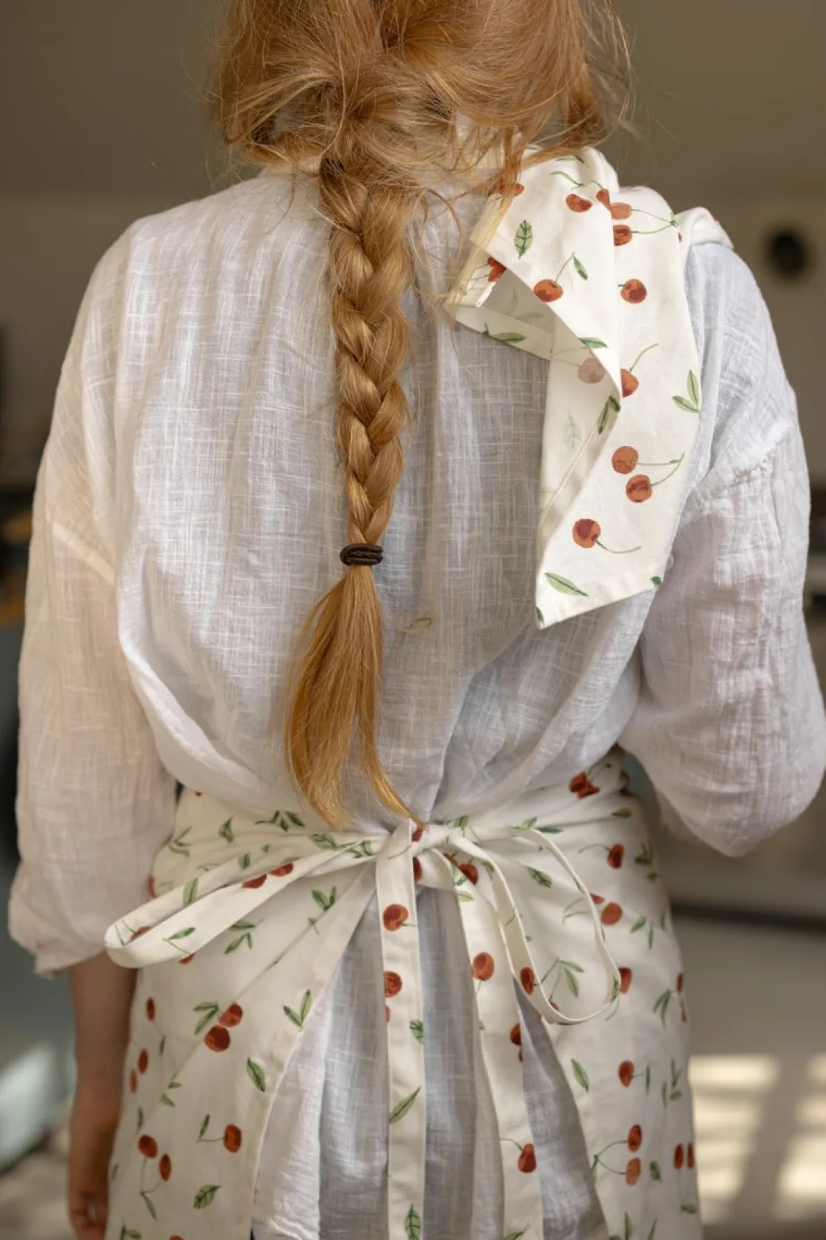 Schort, bio-katoen, kers, 85 x 90 cm