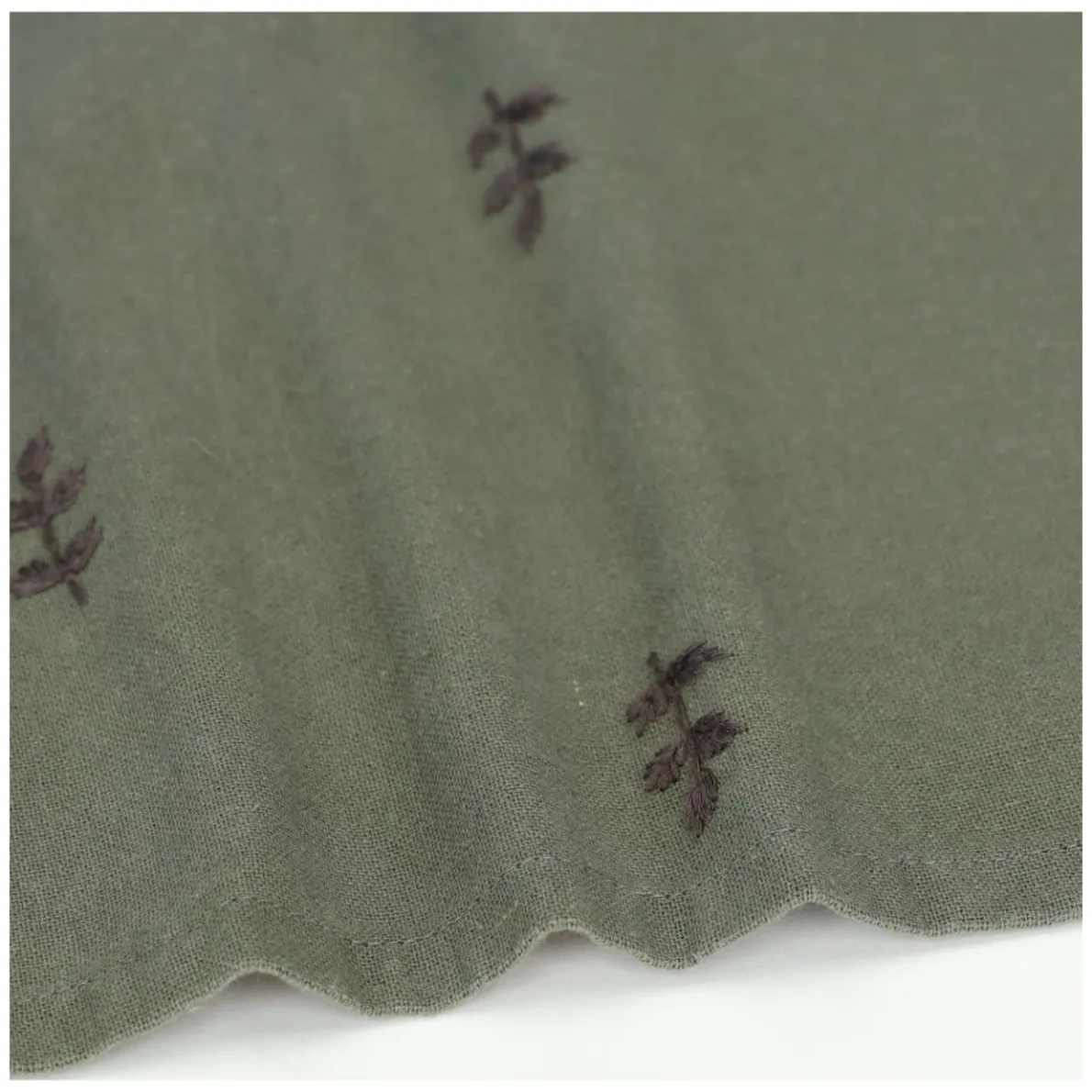 Tafelloper, GOTS bio-katoen, geborduurde takjes, 50 x 145 cm