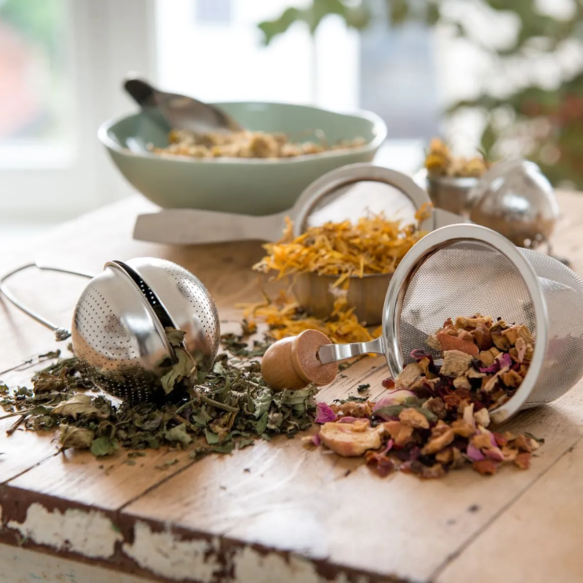 Thee-ei knijper, bolvorm, roestvrij staal, 18 cm